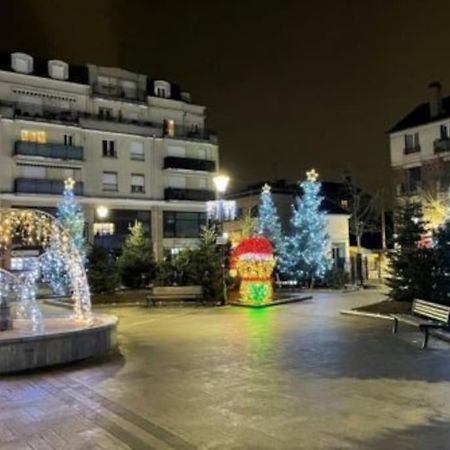 Studio A 2 Pas De La Gare Sartrouville Bagian luar foto