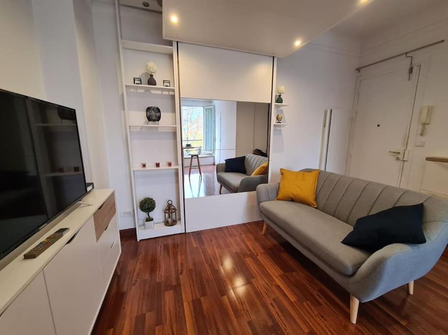 Studio A 2 Pas De La Gare Sartrouville Bagian luar foto